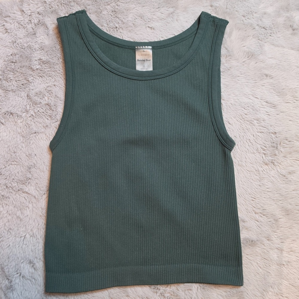 Aritzia Sunday Best Green Ribbed Tank Top Small